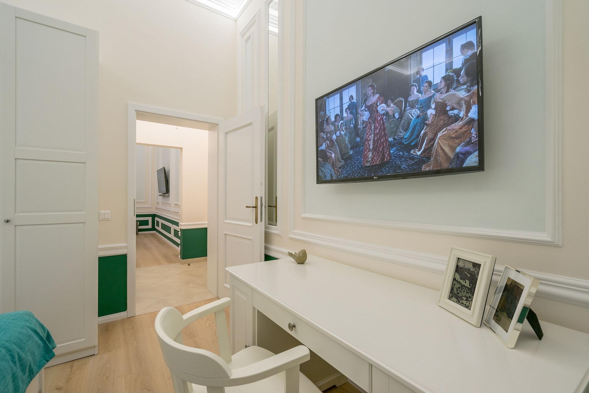Revelton Suites Karlovy Vary Exterior photo